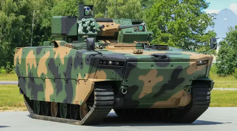 Los polacos inventaron un motor híbrido para el Cangrejo y el Borsuk. Es una propuesta un 75% más barata que la alemana, de la que Polonia se benefició.