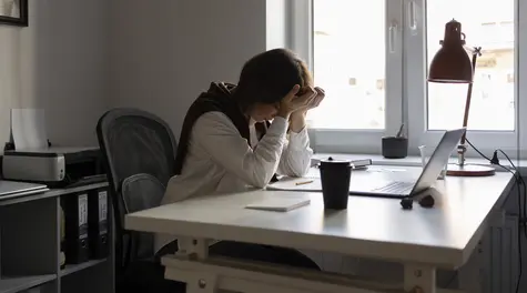 Number of medical leave certificates is snowballing. 290.5 million days of absenteeism of Polish employees
