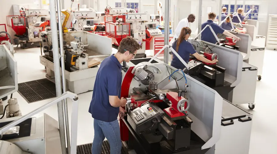 More and More Foreigners Work in Poland: Over Ten Times More Than 12 Years Ago