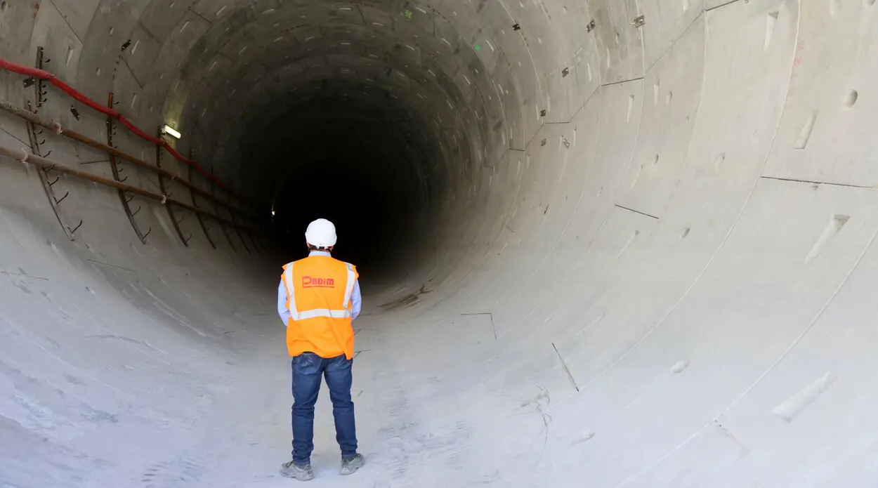 Layoffs, expropriation of tenements and court trials. All of this is related to the construction of the diameter route in Łódź