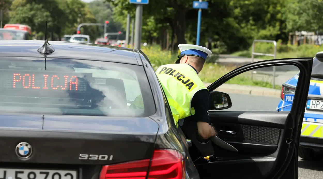 Bat contra conductores que infringen las normas. A partir del 3 de junio, multas más altas y pérdida más rápida del permiso de conducir