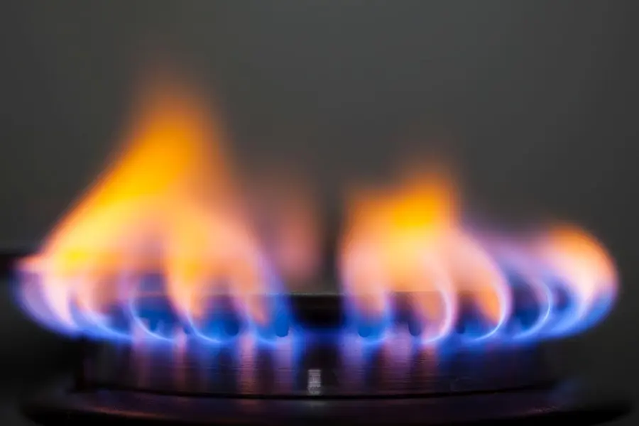 Graves errores en el precio del gas natural (5.55%) con caídas en la plata y el platino