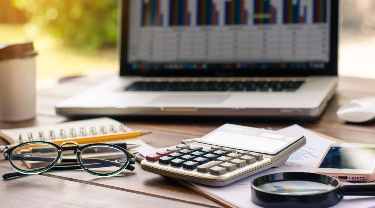 Who is a Peppol service provider? (Electronic invoices)