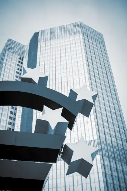 Lagarde: “El BCE prevé de que la inflación aumente este año y el próximo disminuya”