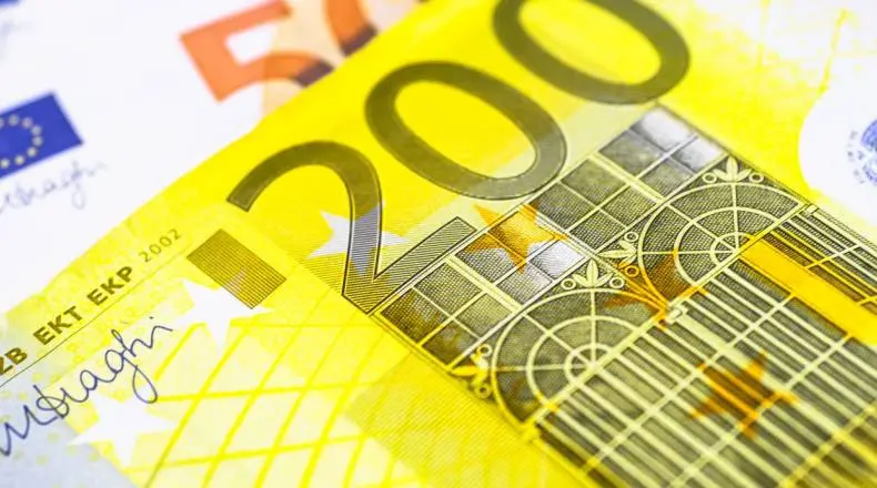 Poland - delayed money inflows from the EU may affect Polish zloty (PLN)| FXMAG.COM