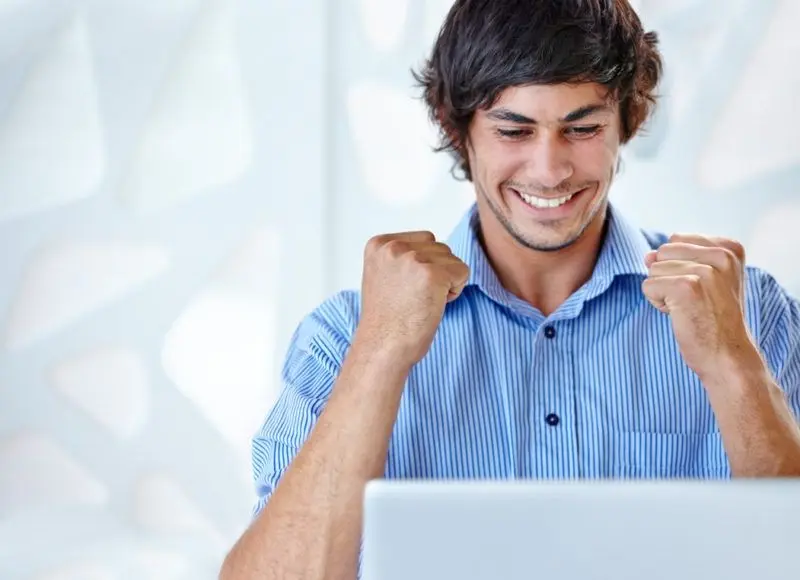 ¡Por los pelos...! El Ibex 35 sigue en cabeza ( Bolsa de España ) | FXMAG