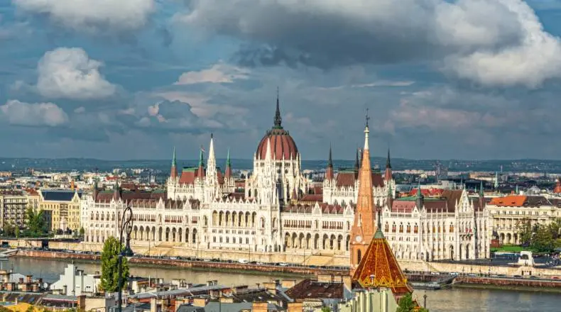 Technical recession confirmed in Hungary| FXMAG.COM