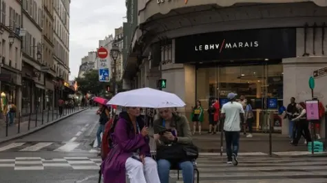 France Faces Flat Growth Amid Sector Divergences and Weak Domestic Demand