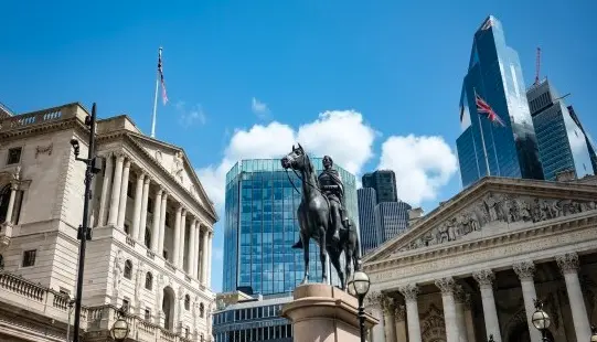 UK Autumn Budget: Fiscal Credibility, Gilt Risk Premiums, and the Role of Foreign Investors