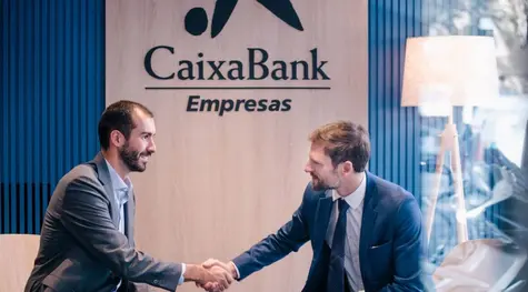 Acciones CaixaBank en la montaña rusa del mercado: Cotización CaixaBank en duda, ¿qué depara el futuro para los inversores? | FXMAG