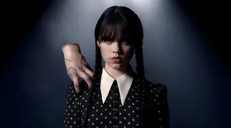 Acciones de Netflix (NFLX) suben por aumento de suscriptores ¡Merlina salva a Netflix en la bolsa!