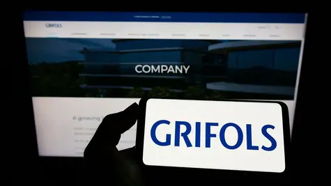 Acciones Grifols y Unicaja lideran las subidas del índice Ibex 35 con ganancias del 2,47% y 1,81%, respectivamente, mientras Iberdrola sufre una pérdida del 0,92% | FXMAG