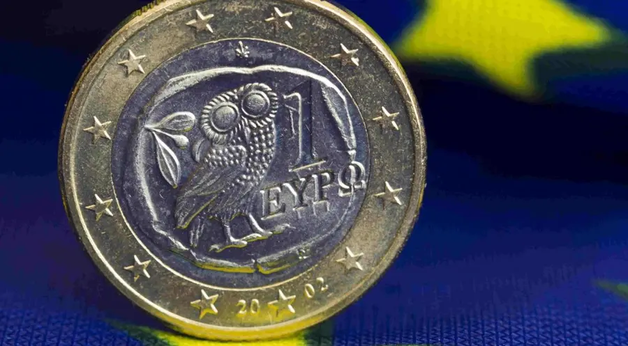 ¡Alerta en la zona euro! La recesión técnica acecha mientras la economía se enfrenta a desafíos: ¿Podrá superarlos y recuperarse? Descubre las claves de la economía que mantienen en vilo a los mercados | FXMAG