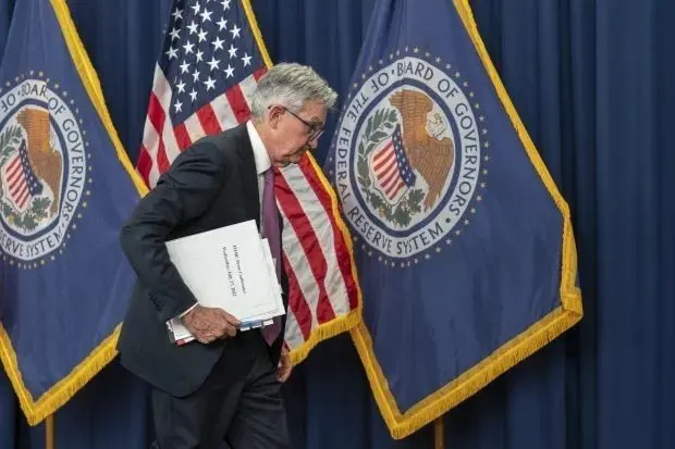 ¡Alerta en los mercados! Powell anuncia nuevas subidas de tasas para combatir la inflación durante el simposio en Jackson Hole | FXMAG