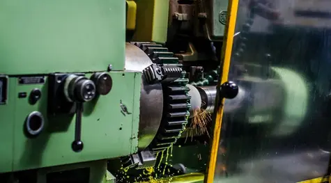 ¡Ascenso meteórico! Empresa de equipos mineros en la Bolsa de Varsovia se dispara más del 100% en dos sesiones | FXMAG