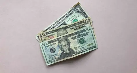 Cómo buscar acciones potenciales. Tendencias de inversión: Descubre las acciones con potencial de crecimiento y oportunidades de ganancias en este video completo, ¿cómo influye el precio del dólar (USD)? | FXMAG