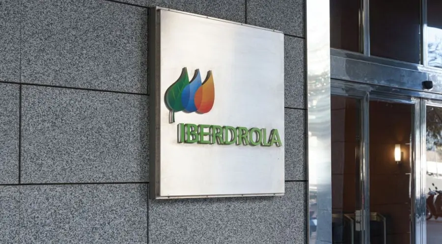 Cotización Ibex 35 hoy: Un fracaso en toda regla para las acciones Iberdrola (10.42 euros, -1.37%) con la sesión de hoy como una de las peores para las acciones IAG (1.66 euros, -0.93%) | FXMAG