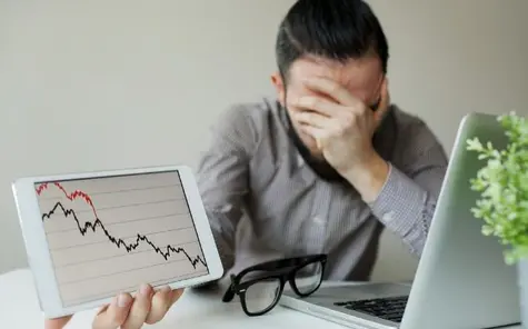 ¿Cuál de las acciones del Ibex 35 te han más pérdidas hoy? Las que salen peor paradas son Siemens Gamesa, ArcelorMittal y Fluidra | FXMAG