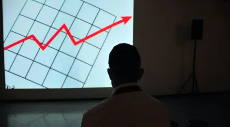 ¿Cuáles son los tipos de cambio del euro? Análisis de 3 gráficos: dólar a euro, franco a euro y libra a euro. | FXMAG