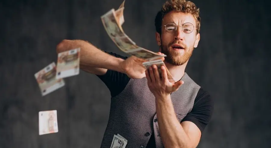 Datos sobre salarios: los salarios crecen más rápido que los precios... El salario medio en Polonia supera la inflación y se espera un mayor crecimiento. ¿Qué impulsa esta tendencia y cómo afectará al mercado laboral? | FXMAG