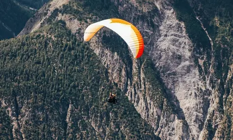 ¡Descendente, pero por lo alto! Es como vemos el cambio Euro Libra (EURGBP) y Euro Yen (EUR/JPY). El cambio Euro (EUR) Dólar (USD) coge impulso para llegar a los 1.13 | FXMAG