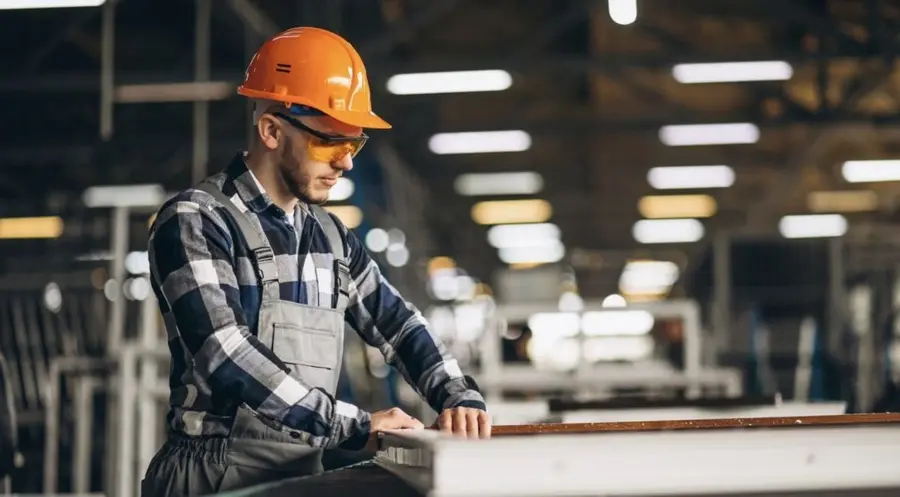 Desplome en el PMI de la industria: ¿un mal presagio para Europa? El sentimiento negativo se propaga por el continente | FXMAG