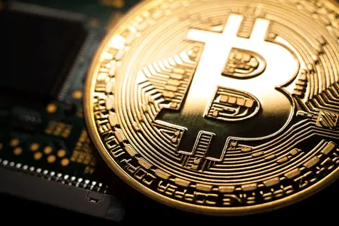 El bitcoin rompe al alza los 50.000 dólares, impulsado por la entrada de capitales en los ETFs al contado
