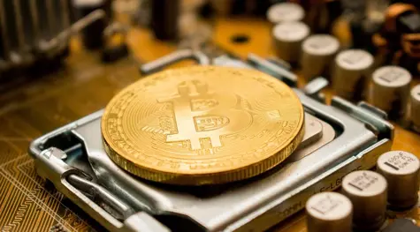 ¡El bitcoin supera de nuevo los 35000.00 USD! Su cotización frente al euro y a la libra también mantiene el terreno recuperado hace dos días | FXMAG