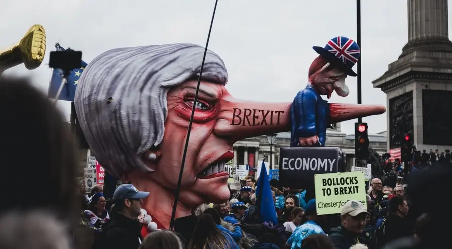 ¡El Brexit revoluciona los índices, con subidas del 0.37% en el Ibex 35! ¿Hasta cuándo se mantendrán los descensos en el índice S&P/BMV IPC? El índice Guayaquil a paso lento, pero en ascenso | FXMAG