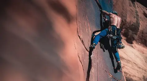 ¡El dólar está subiendo con fuerza frente al peso chileno (USDCLP)! El euro se estabiliza frente al real brasileño alrededor de 6.4400 BRL. Analizamos también los pares USDMXN y EURARS | FXMAG