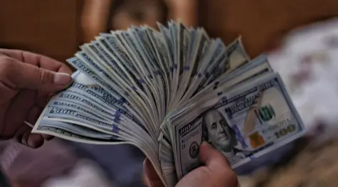 ¡El dólar está subiendo frente al franco suizo! El cambio euro dólar y libra dólar a la baja. | FXMAG