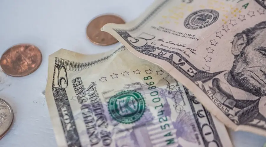 ¡El dólar estadounidense está perdiendo fuerza frente a la divisa canadiense (USDCAD)! El dólar australiano intenta recuperar el terreno perdido (AUDUSD). ¿Cuántos yenes o pesos mexicanos pagaremos por un dólar (USDJPY, USDMXN)? | FXMAG