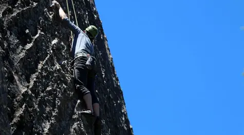 ¡El dólar estadounidense sigue ganando fuerza frente al dólar canadiense (USDCAD)! Mientras tanto, el dólar australiano está bajando de nuevo (AUDUSD). ¿Cuál es la situación de los pares USDJPY y USDMXN? | FXMAG