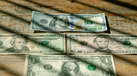 ¡El dólar no ha dicho la última palabra! La libra se fortalece frente al euro. Análisis de los pares: (EUR/GBP) y (USD/CHF). | FXMAG