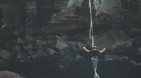 El dólar se estabiliza frente al franco suizo. La cotización del euro está subiendo gradualmente, mientras que el cambio GBPEUR empieza a bajar | FXMAG