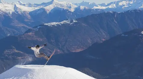 ¡El ethereum cae peligrosamente! Ya ha perdido un nivel de soporte importante. ¿Cuántos dólares pagaremos hoy por el bitcoin o el dogecoin? | FXMAG