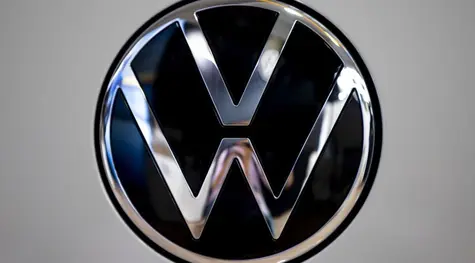 ¡El experto JF Calero anuncia el fin de una era! SEAT desaparece del mapa automovilístico hundiendo las cotizaciones de las acciones Volkswagen | FXMAG