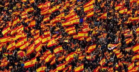 ¡El precio del euro (EUR) en la cuerda floja! Análisis de ondas y perspectivas para la próxima semana | FXMAG