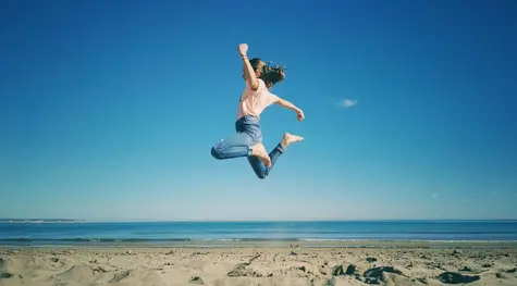 ¡El solana supera la barrera de los 200 USD! El polkadot también comienza el día al alza, mientras que el litecoin sigue en el rango 175 – 185 USD | FXMAG