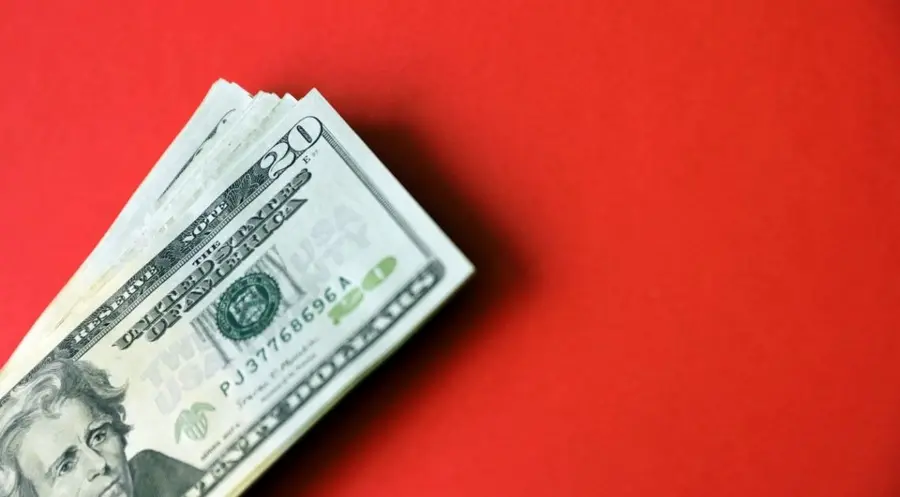 ¡Es el día de PMI's! ¡Mercados temblorosos! Índices europeos se hunden en la apertura. Impactantes PMI de junio de Europa y Estados Unidos revelan la cruda realidad. La libra esterlina se alza tras las sorprendentes ventas minoristas | FXMAG