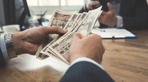 EURJPY: el tipo de cambio euro yen en caída libre, desatando incertidumbre y preocupando a los inversores, ¿cuántos yenes vale el euro hoy? | FXMAG