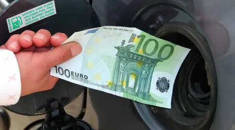 ¡Explosión en los precios de gasolina! Aumento del 47% desata controversia; análisis profundo por Luis Fernando Mejía | FXMAG