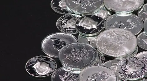 La economía británica desafía las presiones con una contracción mínima y alta resistencia, mientras la inflación sorprende al Banco de Inglaterra | FXMAG