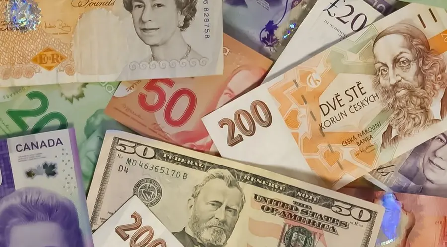 La libra baja gradualmente frente al euro, mientras que el cambio de la libra al dólar se estabiliza. Analizamos también la cotización EURUSD y USDCHF | FXMAG