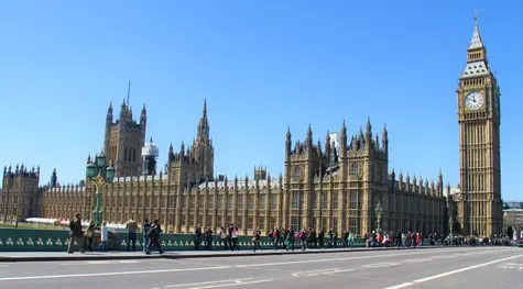 La Libra Esterlina reacciona contra Dólar Estadounidense y el Yen Japonés tras resultados electorales en Gran Bretaña | FXMAG