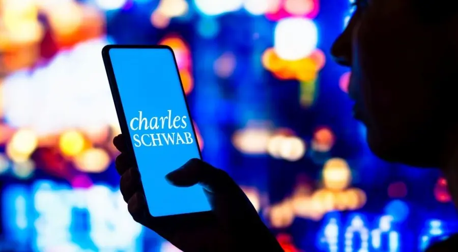 Las acciones Alexandria en uno de sus peores momentos (113.72 dólares) La incertidumbre impacta en el mercado del SP500 y las acciones Charles Schwab (57.04, -2.72) mientras las acciones Adobe se sumen en una gran crisis (-5.62%) | FXMAG