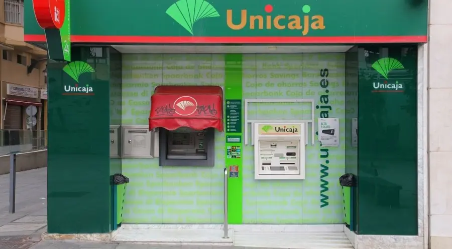 Las acciones Unicaja han reforzado sus caídas y nos han dejado con unos resultados miserables (1.01 euros) respecto al penoso resultado de la cotización Sacyr (-0.41%, 2.93 euros) | FXMAG