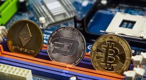 Las criptodivisas mantienen el terreno recuperado ayer. El bitcoin está moviéndose por encima de los 43.200 USD, el ethereum y el dogecoin se estabilizan | FXMAG