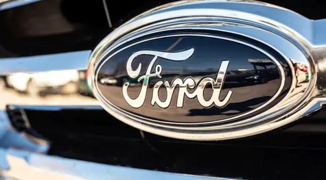 Los inversores se muestran cautelosos, y los "3 grandes", General Motors, Ford y Stellantis, propietaria de Chrysler, tienen un PER medio de 4,6 veces, ¡esto es lo que ha pasado con las acciones Tesla! | FXMAG