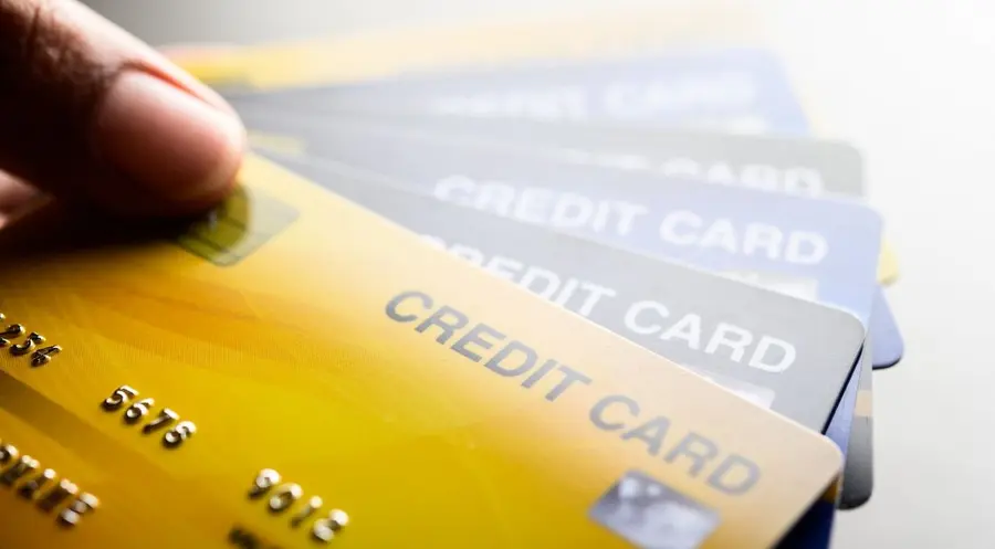 Mastercard y Binance concluyen programas de tarjetas criptográficas en Latinoamérica (Argentina, Brasil, Colombia y Bahréin): Binance enfrenta problemas regulatorios | FXMAG